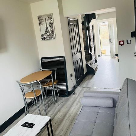Green Lantern, Private En-Suite Double Bedroom Aveley Eksteriør billede